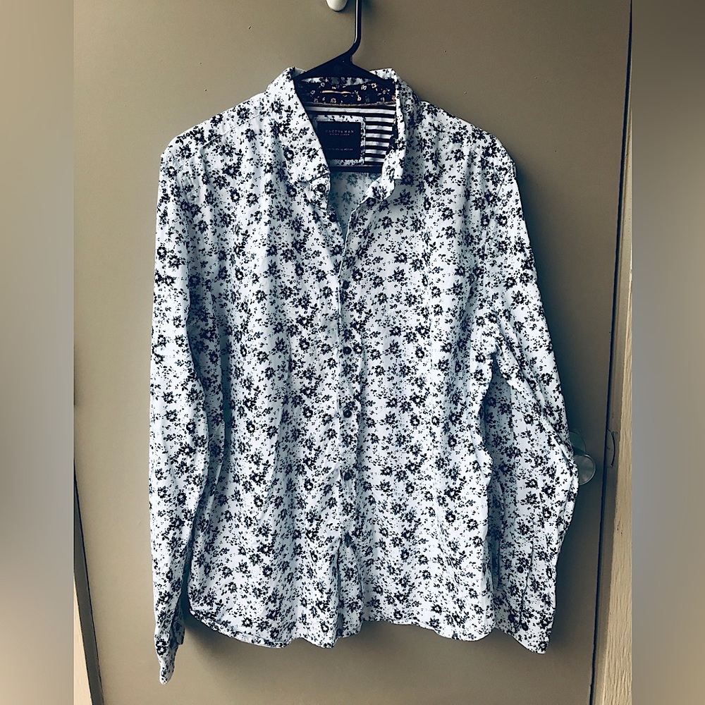 Cactus Man Navy and White Long Sleeve Floral Shirt Size XL